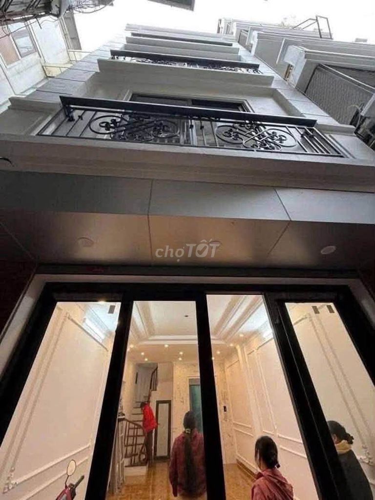 Продажа дома напротив деловой улицы, автомобиля, лифта, 36 м2, 9,8 млрд