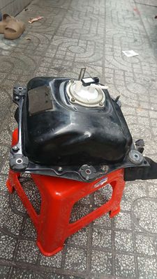 bình xăng lợn EX 150 đầu 2015