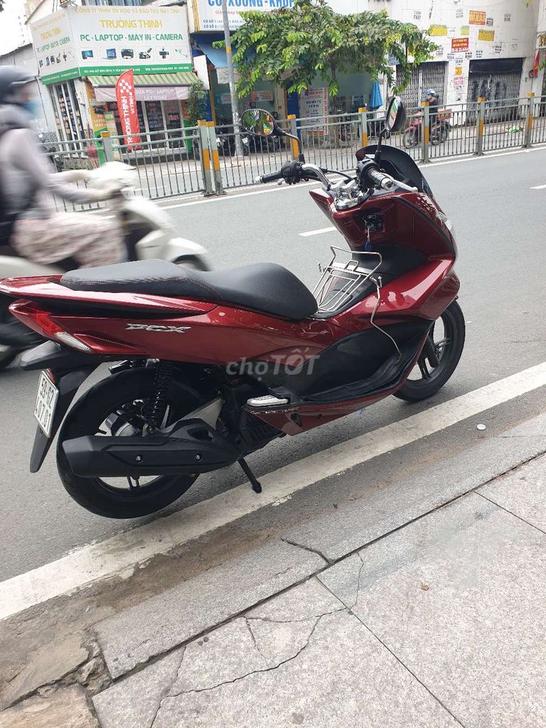 Honda PCX 125c mẩu 2017 đăng ký 2018 bstp. Mua bán Xe máy tại Quận Tân Phú Tp Hồ Chí Minh được đăng bởi nguyen thi diem my hình 4