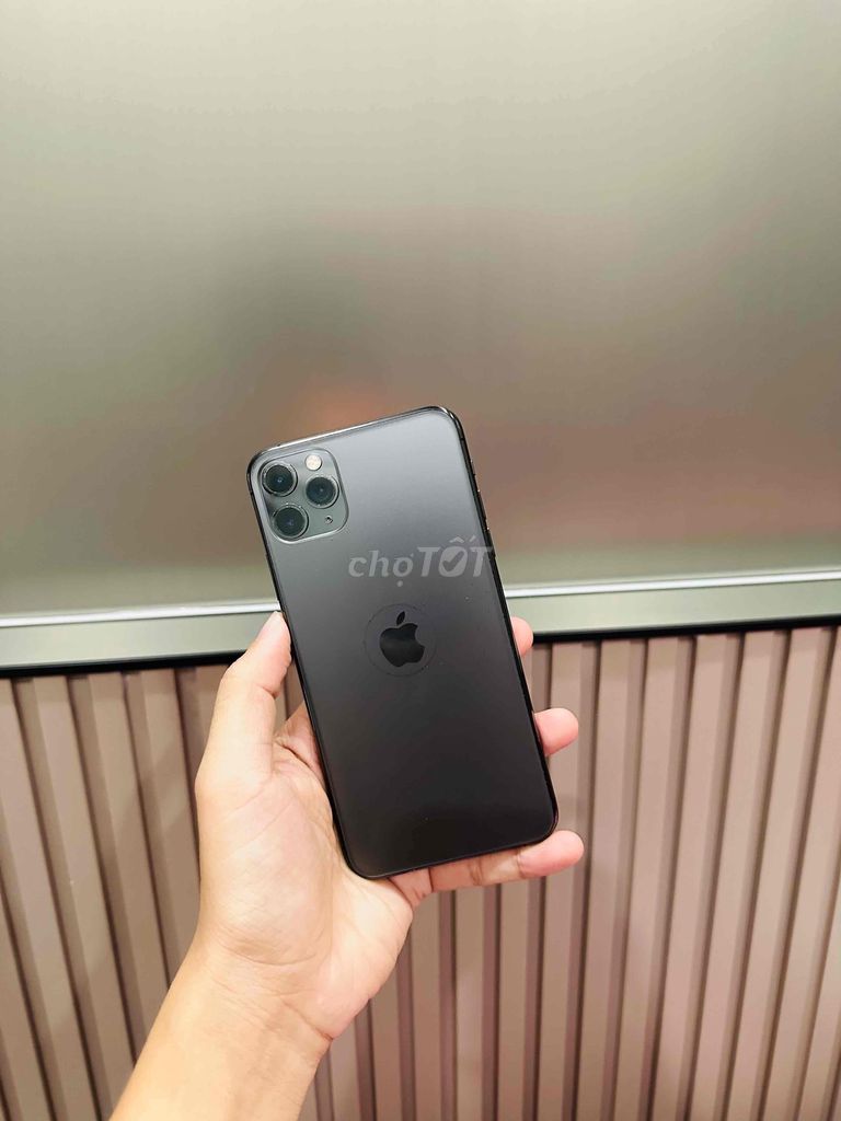 iPhone 11 Pro Max 256GB Đen, Bản Quốc Tế. Mua bán Điện thoại tại Quận Thanh Khê Đà Nẵng được đăng bởi Thuỳ Trang hình 1