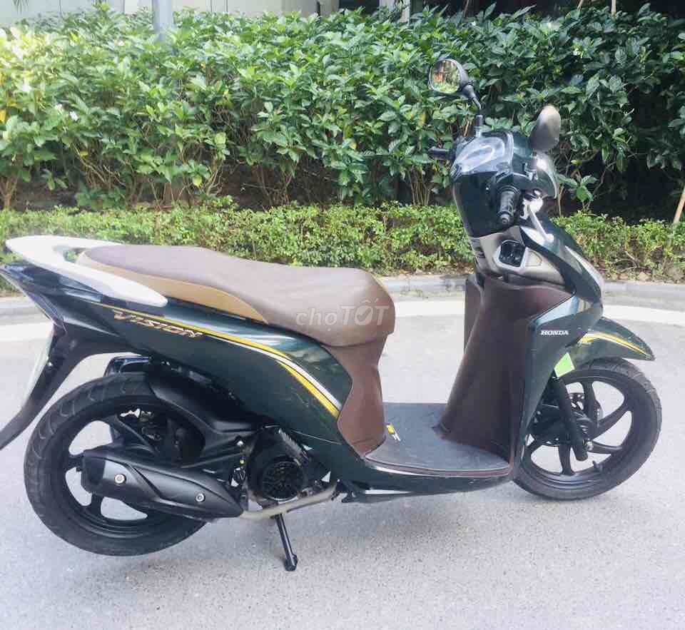 VISSION mầu xanh xe đẹp suất sắc dán kín nilon. Mua bán Xe máy tại Quận Hoàng Mai Hà Nội được đăng bởi Hoàng Thị Vân hình 4