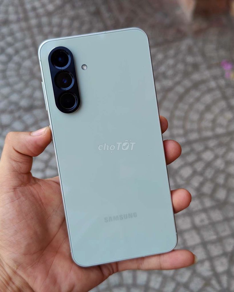Samsung Galaxy A56 5G 8GB/256GB Xanh nhạt. Mua bán Điện thoại tại Quận Thanh Khê Đà Nẵng được đăng bởi Kim Hoa hình 1