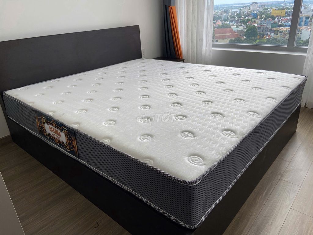Nệm lò xo Aroma Cool Coil 2 viền 160x200x24 Trắng. Mua bán Giường, chăn ga gối nệm tại Thành phố Vinh Nghệ An được đăng bởi Nệm Giá Kho TP Vinh hình 1