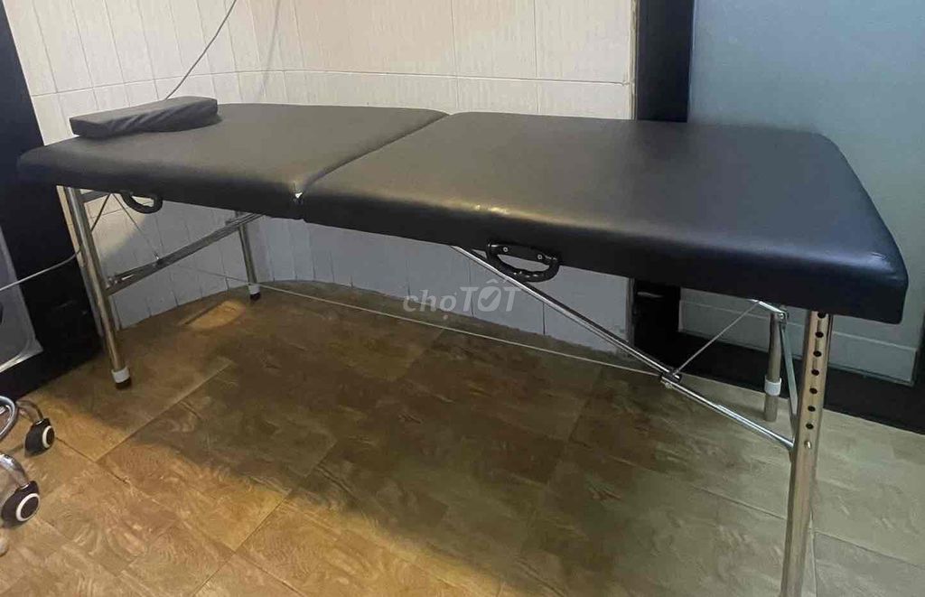 Cần bán giường vali gấp gọn chân inox đen. Mua bán Giường, chăn ga gối nệm tại Quận 7 Tp Hồ Chí Minh được đăng bởi Tran Bien hình 1