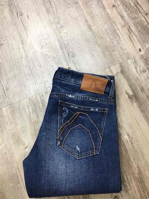 Buckaroo.  Jeans      Cotton 100%. sz.  34