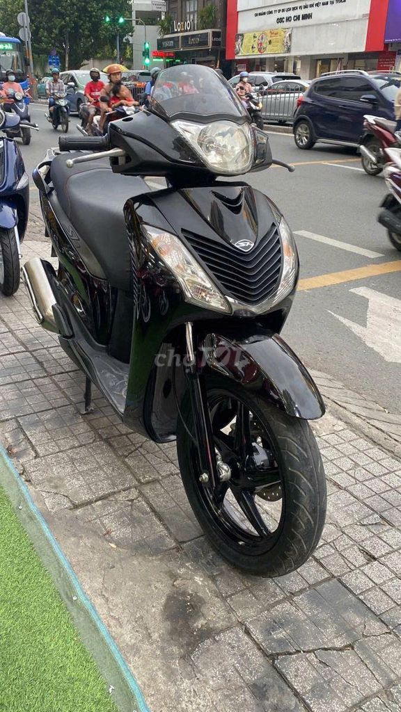 Sh Ý 150cc 2006 Up Áo 2012 bs 59d3-11831. Mua bán Xe máy tại Quận Phú Nhuận Tp Hồ Chí Minh được đăng bởi Thanh Hùng xebachin  hình 5