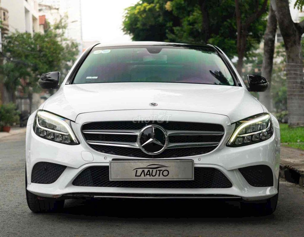 LONG ANH AUTO về Mercedes C200FL model 2019. Mua bán Ô tô tại Quận 7 Tp Hồ Chí Minh được đăng bởi LongAnh AuTo  hình 1