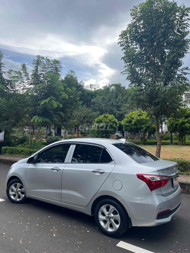 Hyundai Grand i10 2017 Sedan  bản đủ. Mua bán Ô tô tại Thành phố Buôn Ma Thuột Đắk Lắk được đăng bởi manh hoàng  hình 4