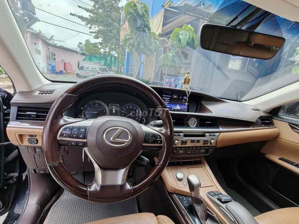 Lexus ES 2***0 km. Mua bán Ô tô tại Thành phố Thủ Đức Tp Hồ Chí Minh được đăng bởi tiến chery hình 2