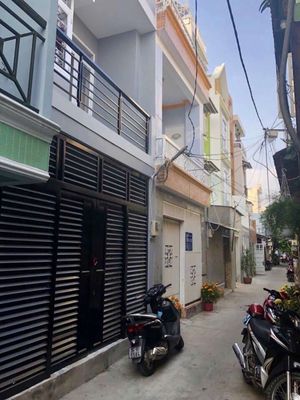 Chính chủ cho thuê nhà nguyên căn Nguyễn Hữu Cảnh đầy đủ nội thất