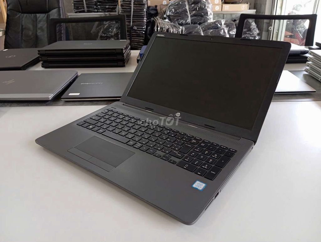 Laptop HP 250 G7 i5 8265U/8GB/256G. Mua bán Laptop tại Thành phố Thủ Dầu Một Bình Dương được đăng bởi Laptop Hoàng Phát hình 1