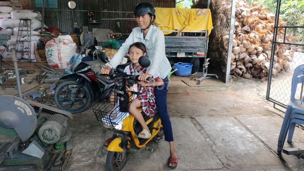 Xe đạp điện lihaze. Mua bán Xe điện tại Huyện Cao Lãnh Đồng Tháp được đăng bởi bằng  hình 2