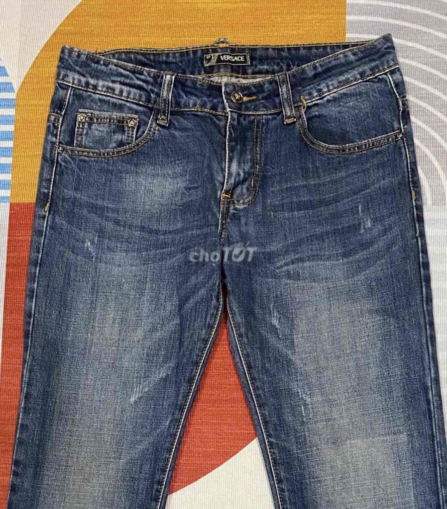 Quần jJean  Versace Cotton size 30. Mua bán Quần áo tại Quận Thanh Xuân Hà Nội được đăng bởi Chú Phúc hình 1