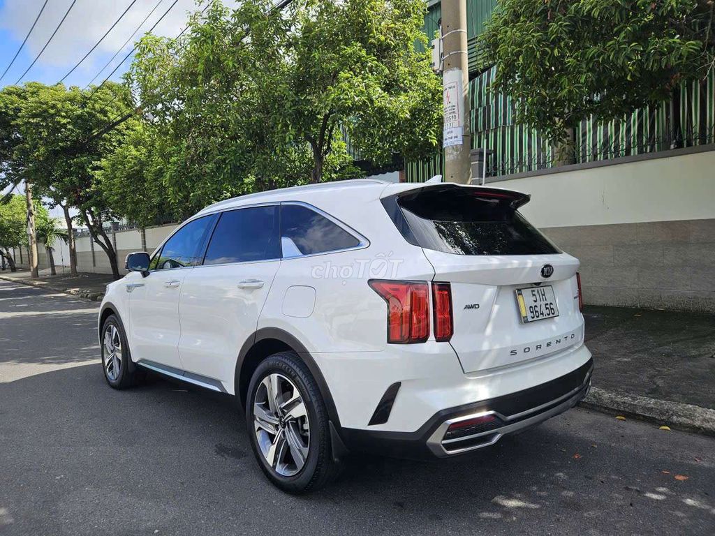 Kia Sorento Signature 2021 88 000 км белый
