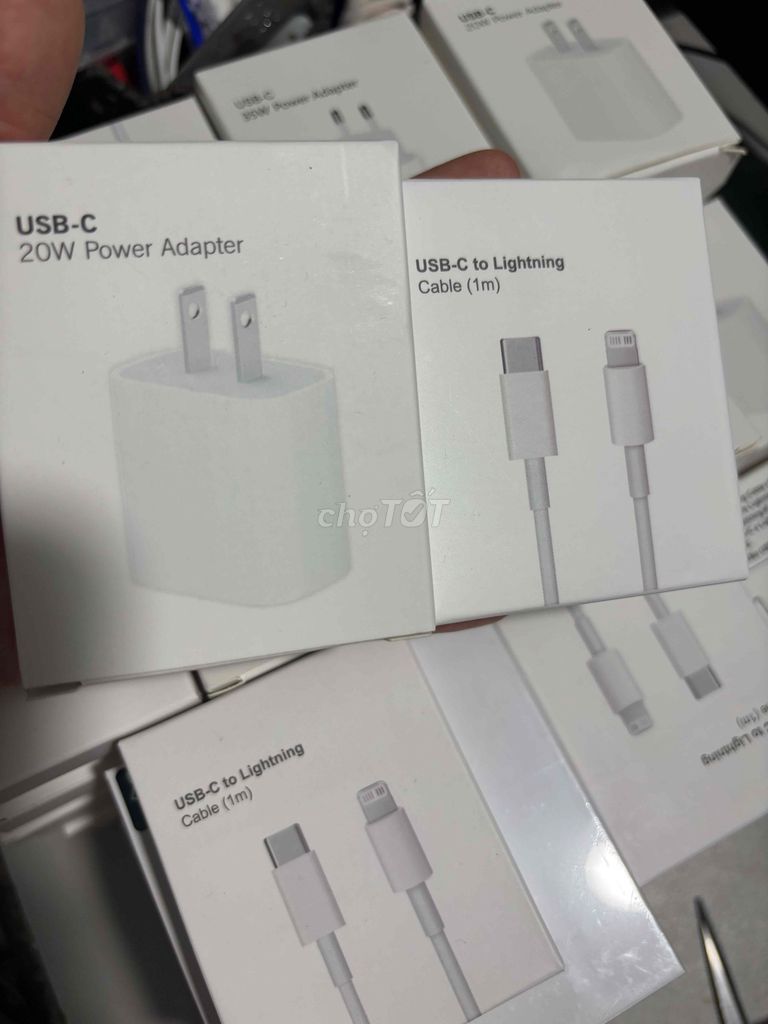 Bộ củ cáp sạc nhanh iphone ipad new full box. Mua bán Phụ kiện (Màn hình, Chuột...) tại Quận Liên Chiểu Đà Nẵng được đăng bởi Phụ kiện Đà Nẵng TỐT hình 1