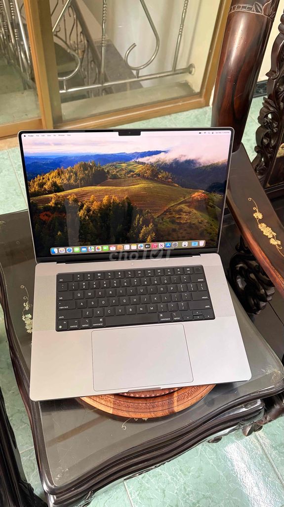 Apple MacBook Pro 16inch M1/16/512+sạc. Mua bán Laptop tại Thành phố Thủ Dầu Một Bình Dương được đăng bởi Phạm Bảo Ngọc hình 1