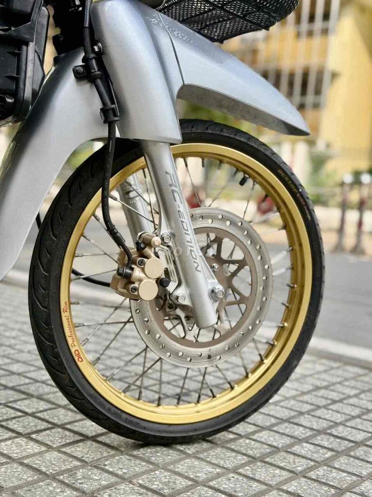 Bán Wave 2004 1 chủ. Mua bán Xe máy tại Thành phố Mỹ Tho Tiền Giang được đăng bởi Minh Hai hình 6