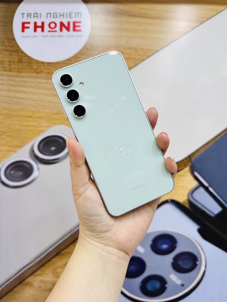 Samsung S23 FE Xanh Mint 128Gb 99% VN Máy Trần. Mua bán Điện thoại tại Quận 5 Tp Hồ Chí Minh được đăng bởi Trải Nghiệm Phone hình 1