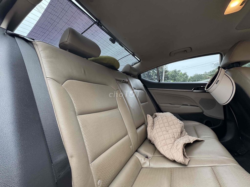 Hyundai Elantra 2018 2.0 AT 82000 km. Mua bán Ô tô tại Huyện Chư Prông Gia Lai được đăng bởi Tên chưa cung cấp hình 5