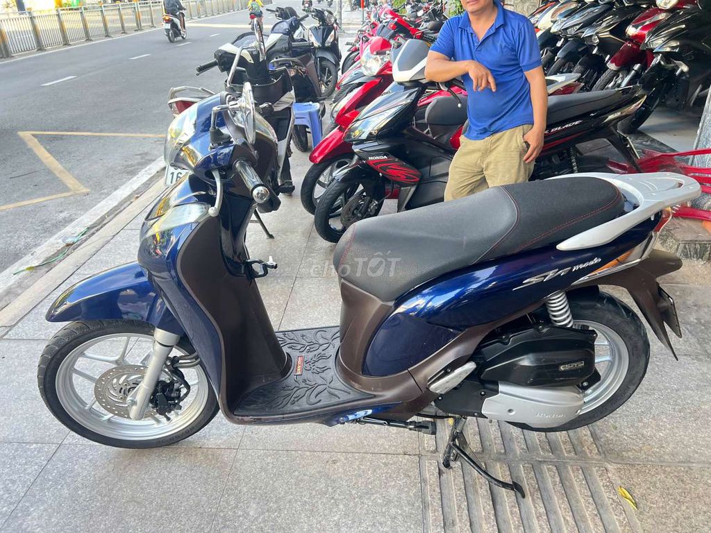 Honda SH mode 2015 mới 90% Bstp chính chủ. Mua bán Xe máy tại Quận Tân Phú Tp Hồ Chí Minh được đăng bởi Tuanduy hình 1