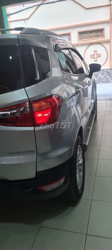 Ford Ecosport 2015 максимальная комплектация Серебристый