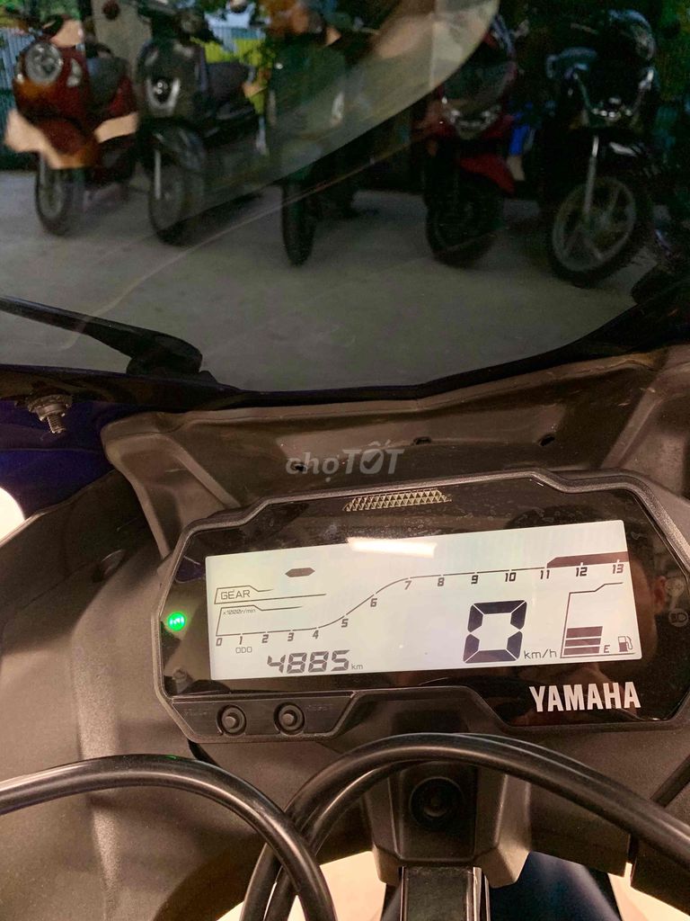 🏍 Yamaha R15 V4 2022 – Chính chủ Mới keng 4.800 km. Mua bán Xe máy tại Thành phố Thủ Đức Tp Hồ Chí Minh được đăng bởi Khương Phan hình 4