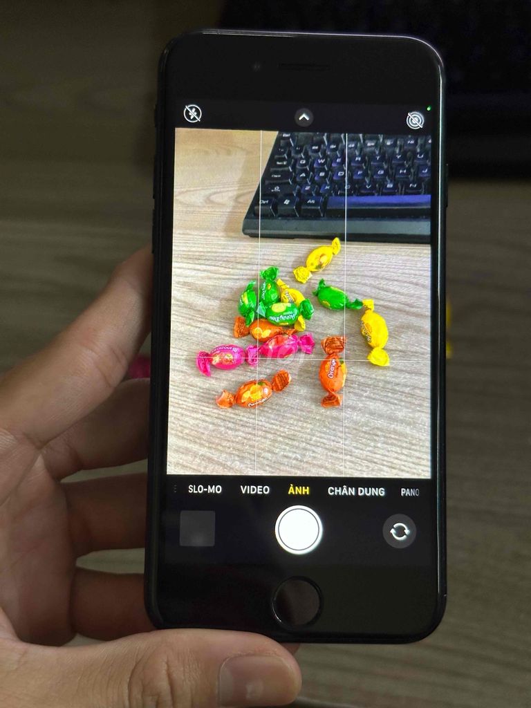 iPhone SE 2020 64GB Đen QT. Mua bán Điện thoại tại Quận 3 Tp Hồ Chí Minh được đăng bởi Nguyễn Lâm Võ hình 1