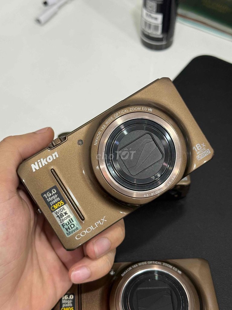 Máy ảnh Nikon S9200 Nâu Đã sử dụng. Mua bán Máy ảnh, Máy quay tại Quận Hoàng Mai Hà Nội được đăng bởi Phúc Phạm hình 1