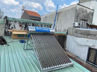 Máy nước nóng năng lượng mặt trời inox 304. Mua bán Thiết bị vệ sinh, nhà tắm tại Quận 12 Tp Hồ Chí Minh được đăng bởi David Pham