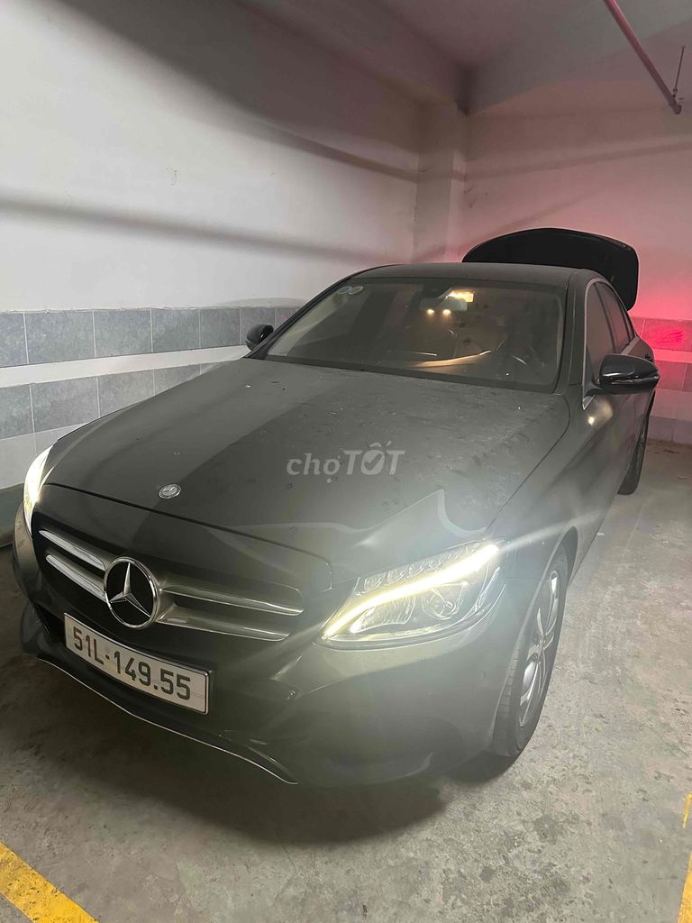 Mercedes Benz C200 2016 - 75000 km. Mua bán Ô tô tại Huyện Nhà Bè Tp Hồ Chí Minh được đăng bởi Trang Võ hình 2