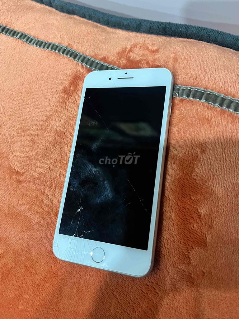 Apple iPhone 8 Plus Trắng Màn hình vỡ. Mua bán Điện thoại tại Quận Sơn Trà Đà Nẵng được đăng bởi tuệ anh  hình 1