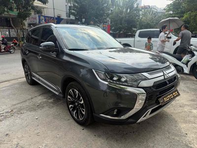Mitsubishi Outlander 2020 2.0 CVT Premium Lướt: 3V