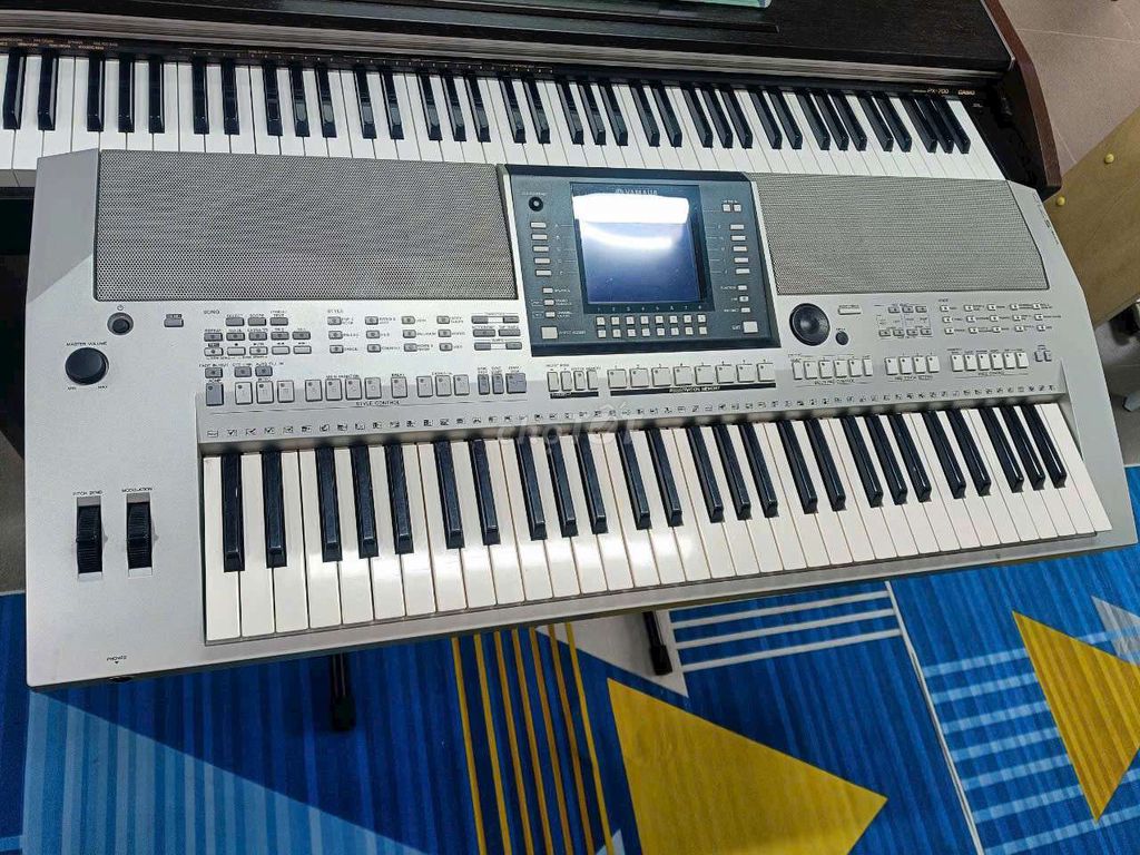 Đàn organ yamaha psr-s710