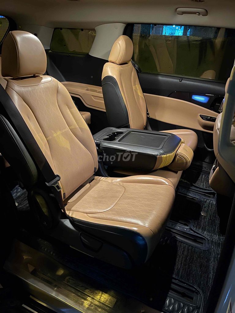 Carnival Premium 8S sx 2022 - xe đẹp. Mua bán Ô tô tại Quận Gò Vấp Tp Hồ Chí Minh được đăng bởi Trí  hình 15