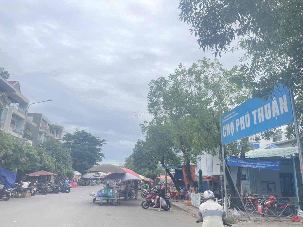 CHO THUÊ KHO SẠCH NGAY CHỢ