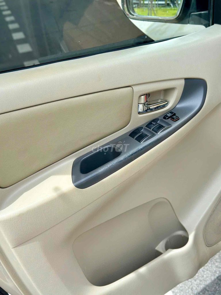 Toyota Innova 2014 E - 110000 km. Mua bán Ô tô tại Thành phố Huế Thừa Thiên Huế được đăng bởi Mười hình 10