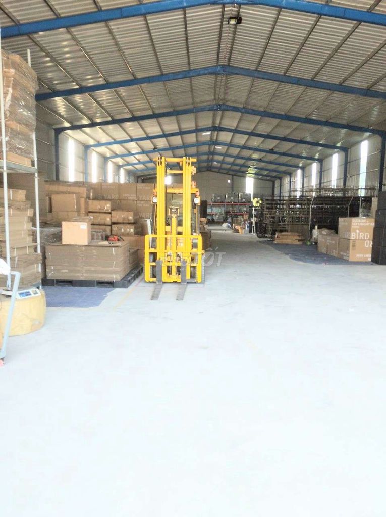 KHO-  XƯỞNG (  800m2)   QUẬN BÌNH TÂN.