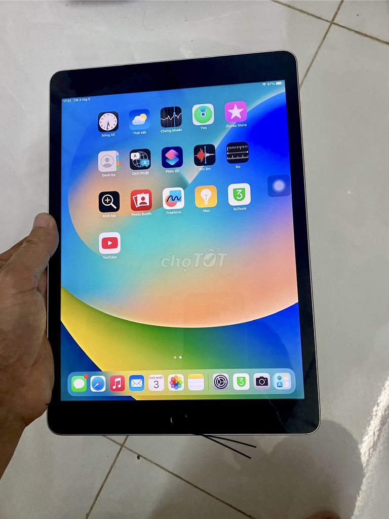 iPad Gen 9 64GB WIFI màu Bạc. Mua bán Máy tính bảng tại Quận Bình Tân Tp Hồ Chí Minh được đăng bởi ThanhBinh hình 1