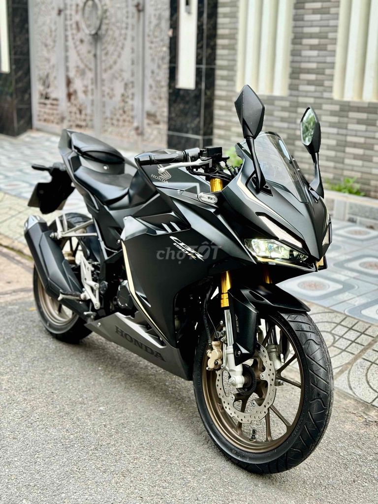 Bán CBR150R ABS special edition 2023 chính chủ. Mua bán Xe máy tại Quận 12 Tp Hồ Chí Minh được đăng bởi Thiên Tài hình 1