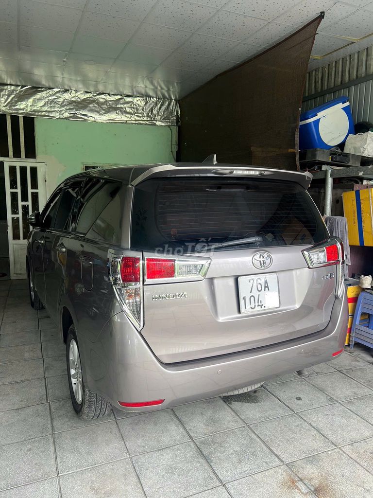 Toyota Innova 2019 МКПП коричневый