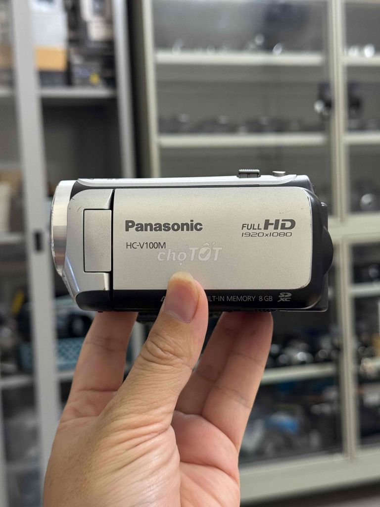 Máy Quay Panasonic V100M Đẹp Long Lanh. Mua bán Máy ảnh, Máy quay tại Quận Cầu Giấy Hà Nội được đăng bởi Vũ Tiệp Camera hình 1