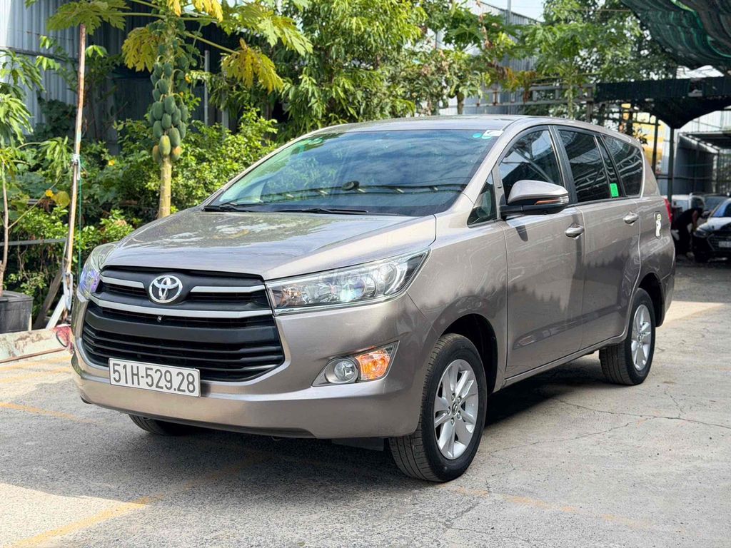Toyota Innova 2019 photo 2