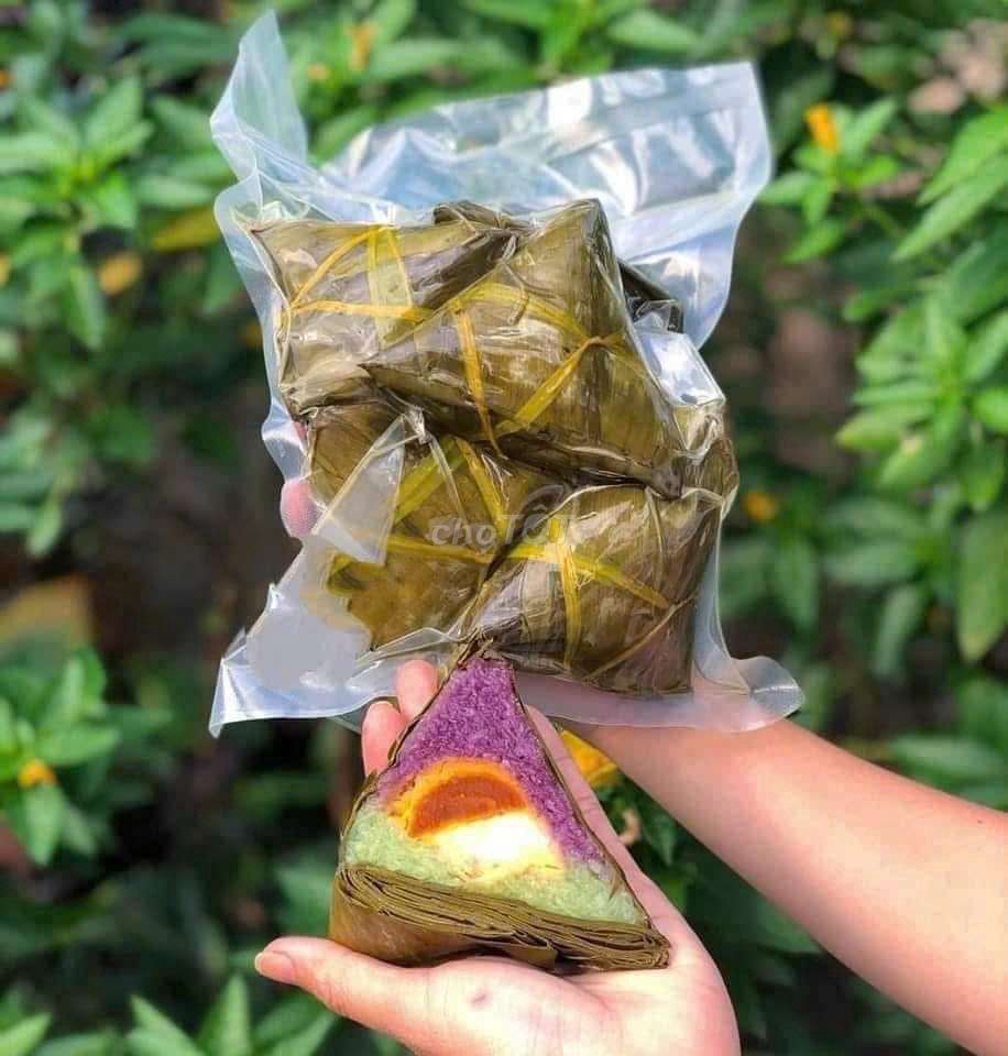 Bánh ú Cần Thơ Đậu xanh mỡ trứng muối 1kg. Mua bán Đồ ăn, thực phẩm và các loại khác tại Quận Phú Nhuận Tp Hồ Chí Minh được đăng bởi Hà Nhi Cao hình 1