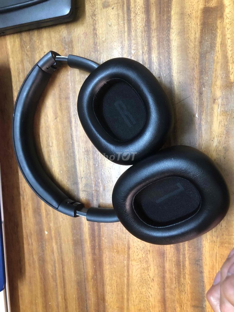 Tai nghe chụp tai Đen. Mua bán Tivi, Âm thanh tại Thành phố Thủ Đức Tp Hồ Chí Minh được đăng bởi mẫn hình 1