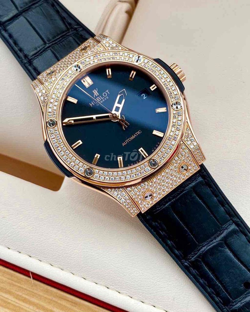 Hublot Classic Fusion King Gold 42mm Like new. Mua bán Đồng hồ tại Quận Hoàng Mai Hà Nội được đăng bởi Anh Tuấn hình 1