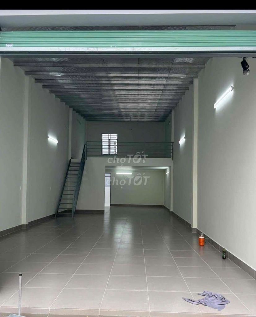 Nhà mt Đht 12. 6m x 25m. Lửng. Gía 17 triệu