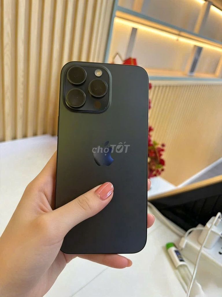 Apple iPhone 15 Pro Max Đen. Mua bán Điện thoại tại Quận Bình Thạnh Tp Hồ Chí Minh được đăng bởi Hội Đồ Điện Tử hình 1