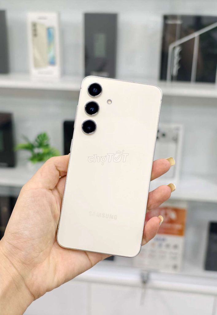 Samsung S24 256GB chính hãng. Mua bán Điện thoại tại Quận 10 Tp Hồ Chí Minh được đăng bởi Mon Store hình 1