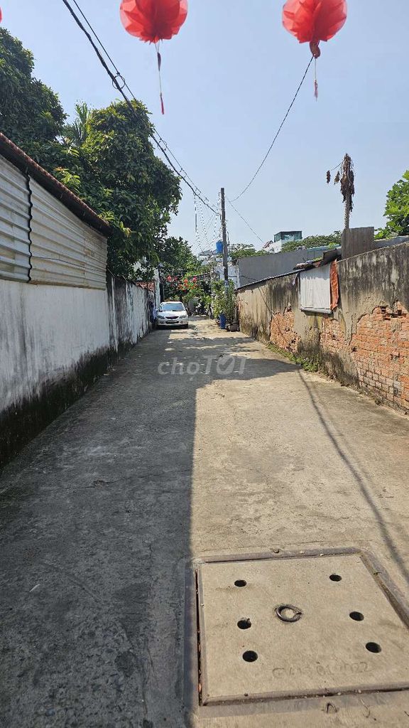 Đất nhìn sang khu liên hợp thể dục thể thao - Diện tích 76,2 m2