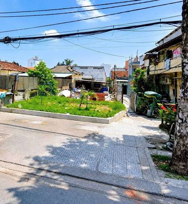 Nhà cấp 4 góc 2 mặt tiền Nguyễn Ảnh Thủ-Bà Điểm-Hóc Môn.Dt 334m2~15ty